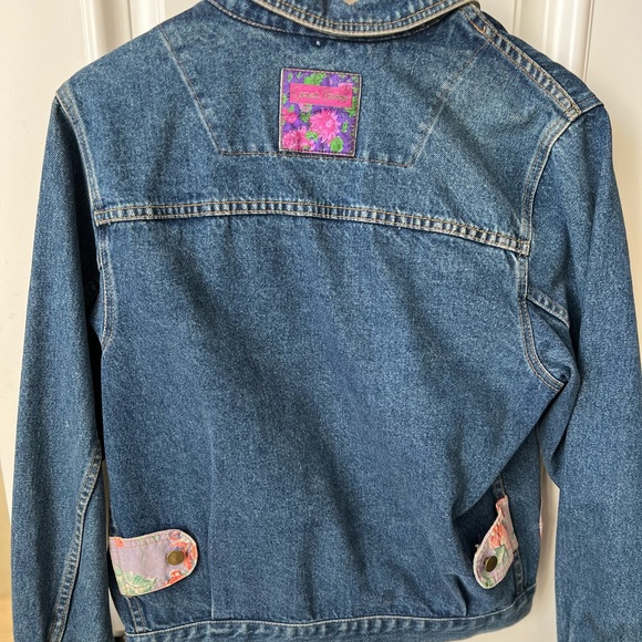 April cornel denim jacket with floral accents - Picture 2 of 3